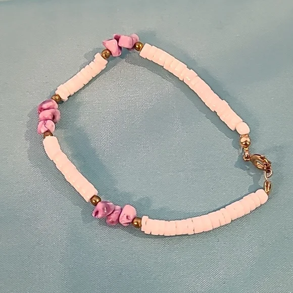 6 bracelets - Picture 2 of 7